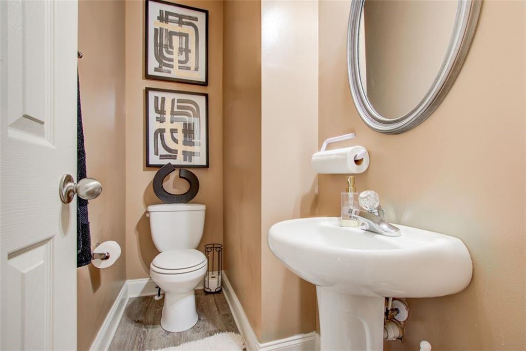 1109 Westchase Hill