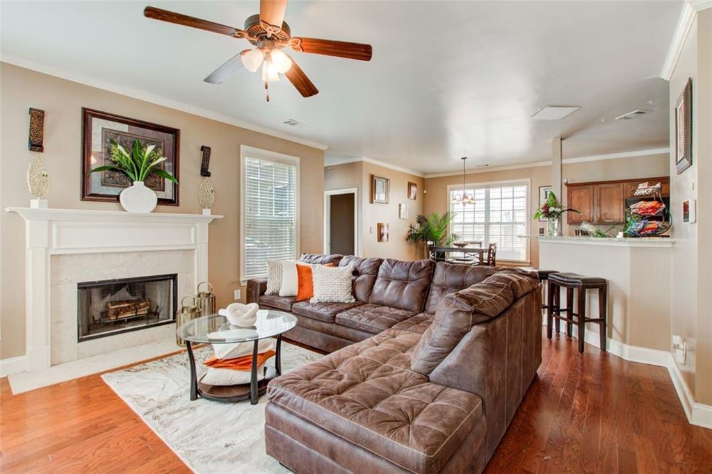 1109 Westchase Hill