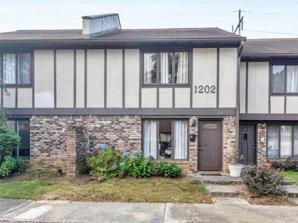 1202 Ashborough Terrace Unit F