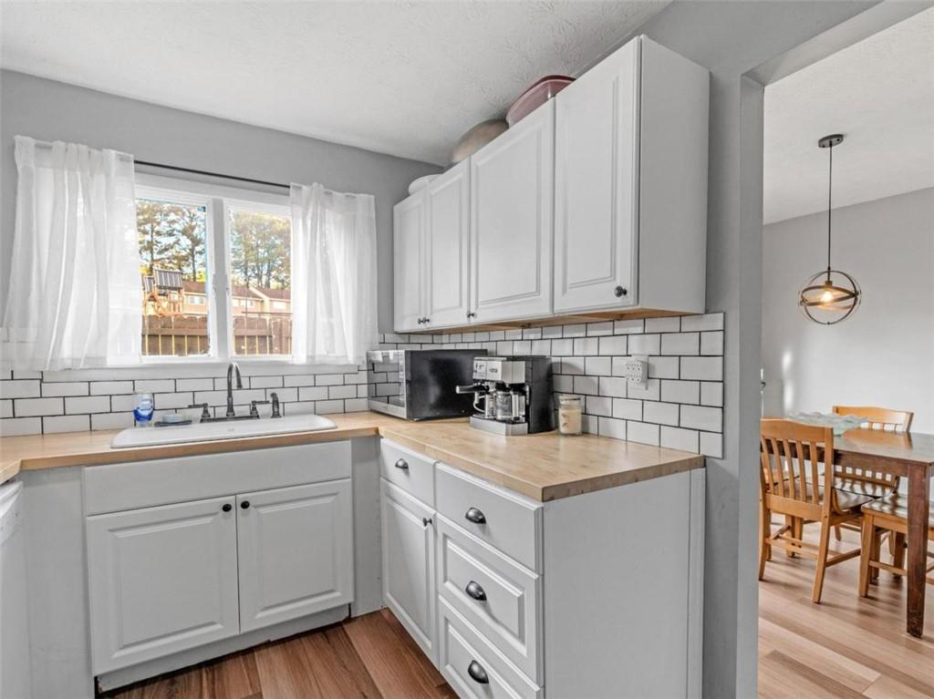 1202 Ashborough Terrace Unit F