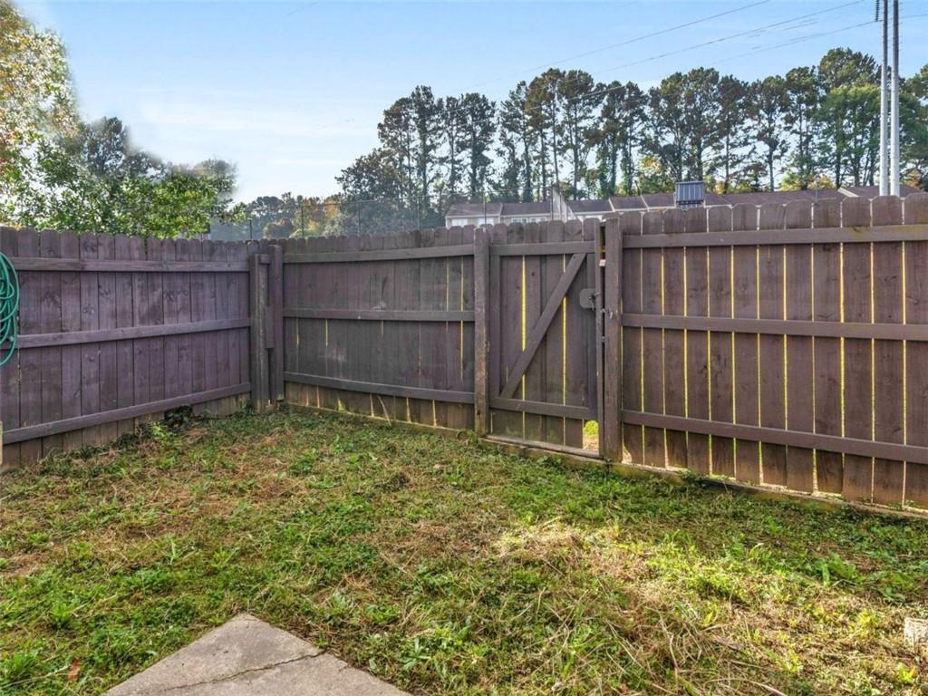 1202 Ashborough Terrace Unit F
