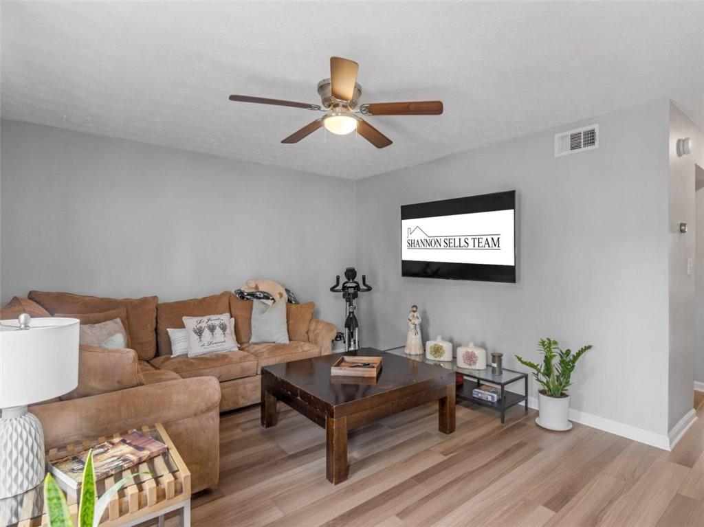 1202 Ashborough Terrace Unit F