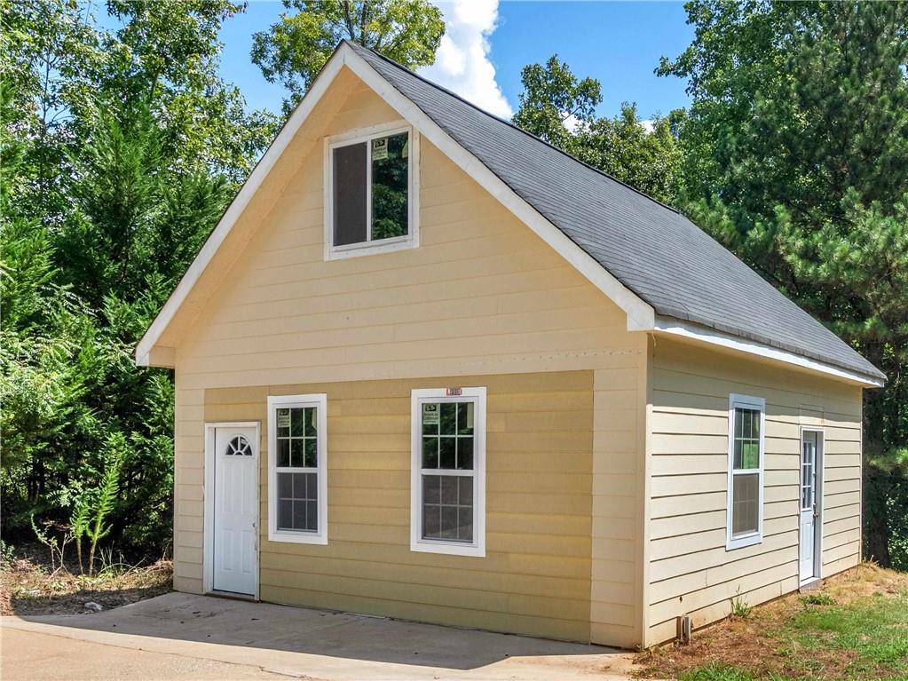177 Stroud Road