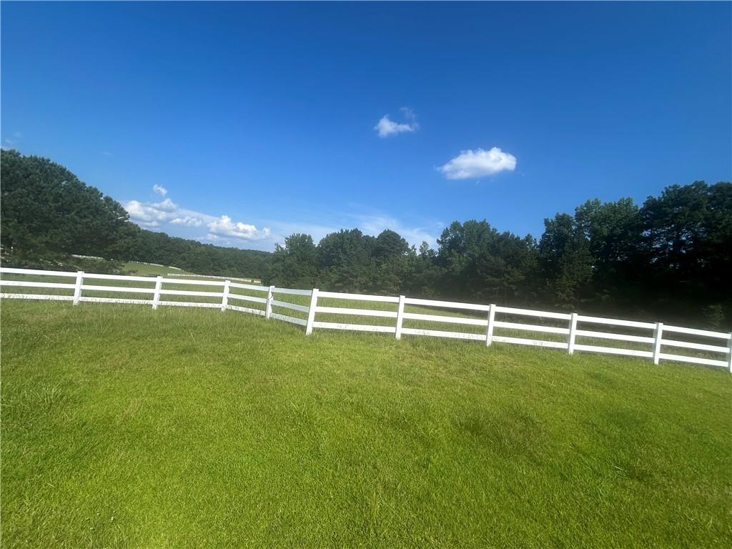 10 Longview Drive