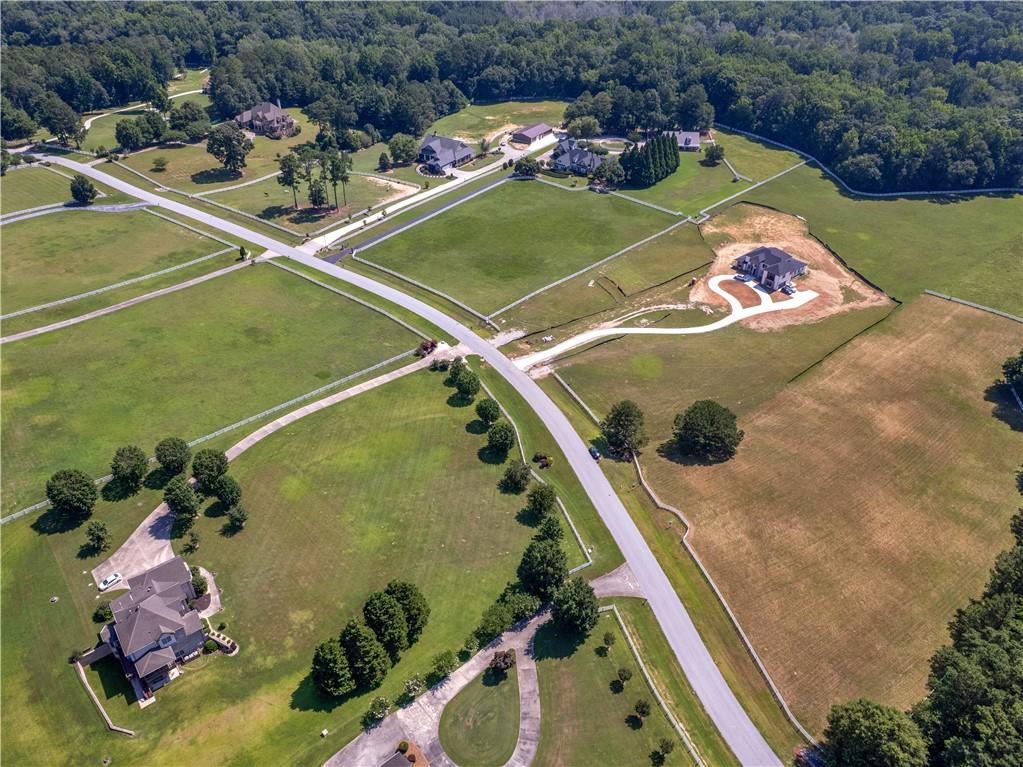 10 Longview Drive