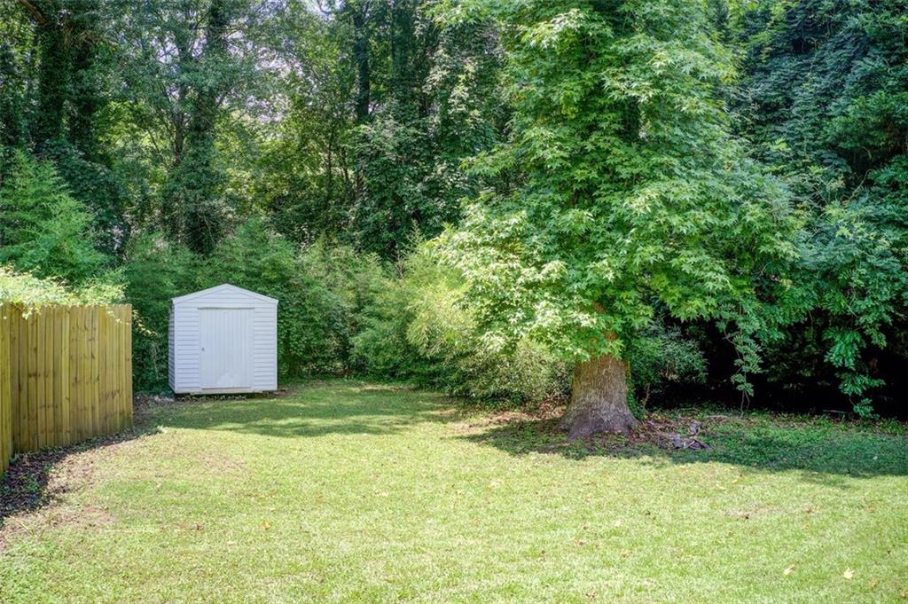 1698 KENMORE Street SW