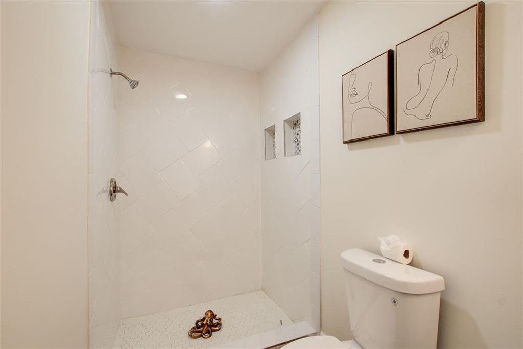 1698 KENMORE Street SW