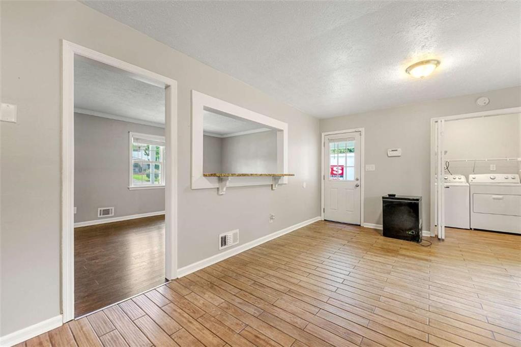 3027 Lakeridge Drive