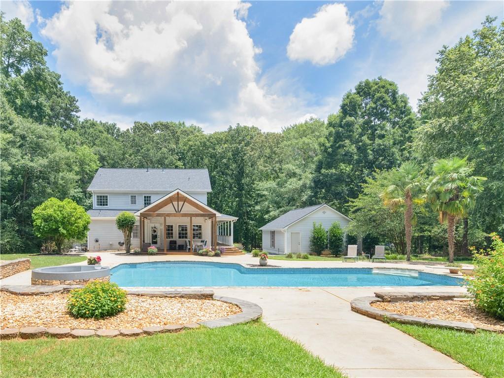 1360 Luella Road