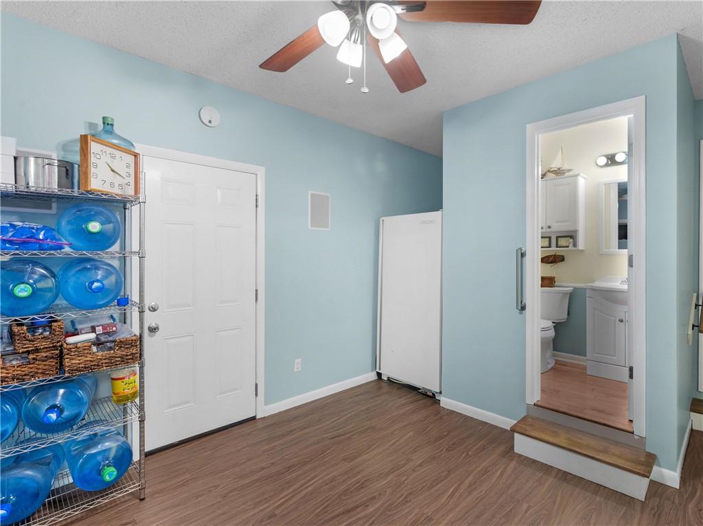 917 Curry Cir
