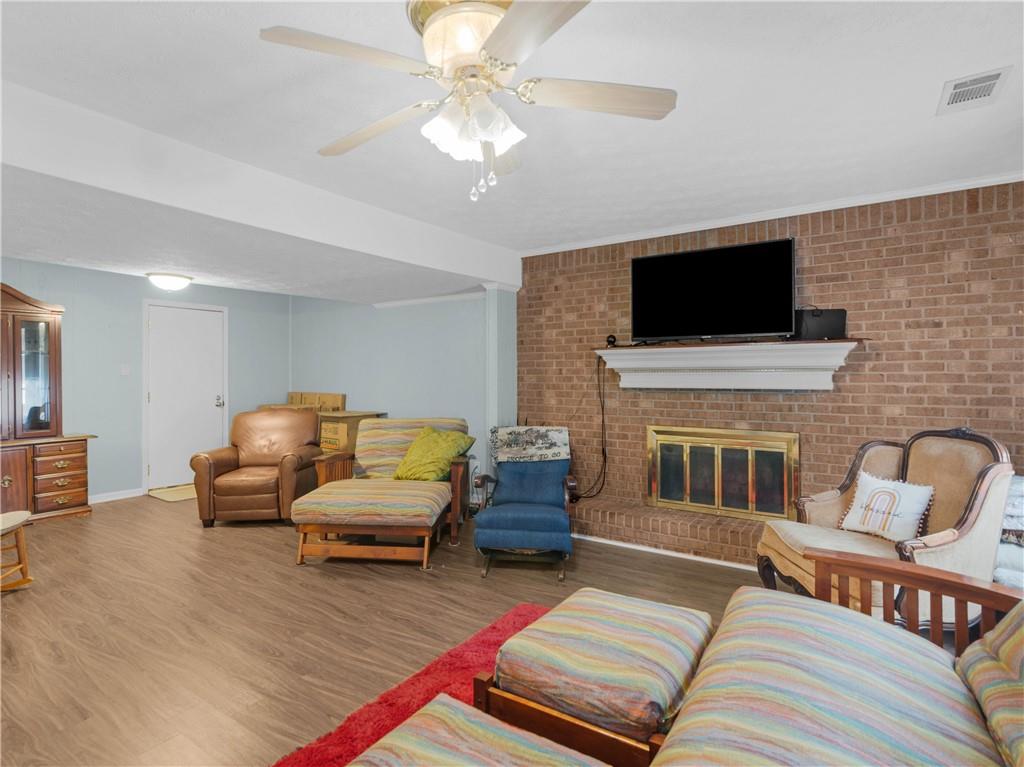 917 Curry Cir