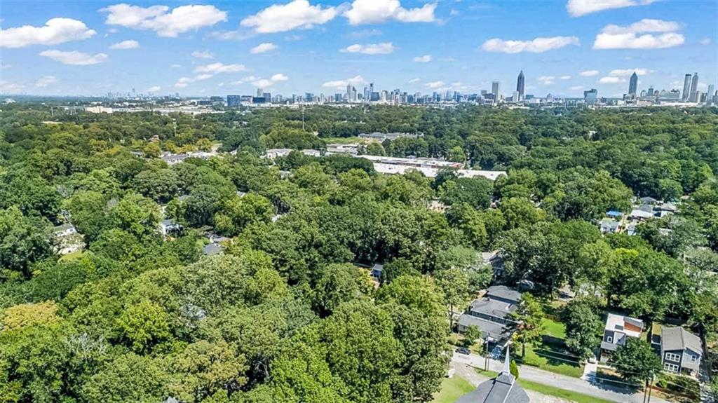 1427 Andrews Street NW