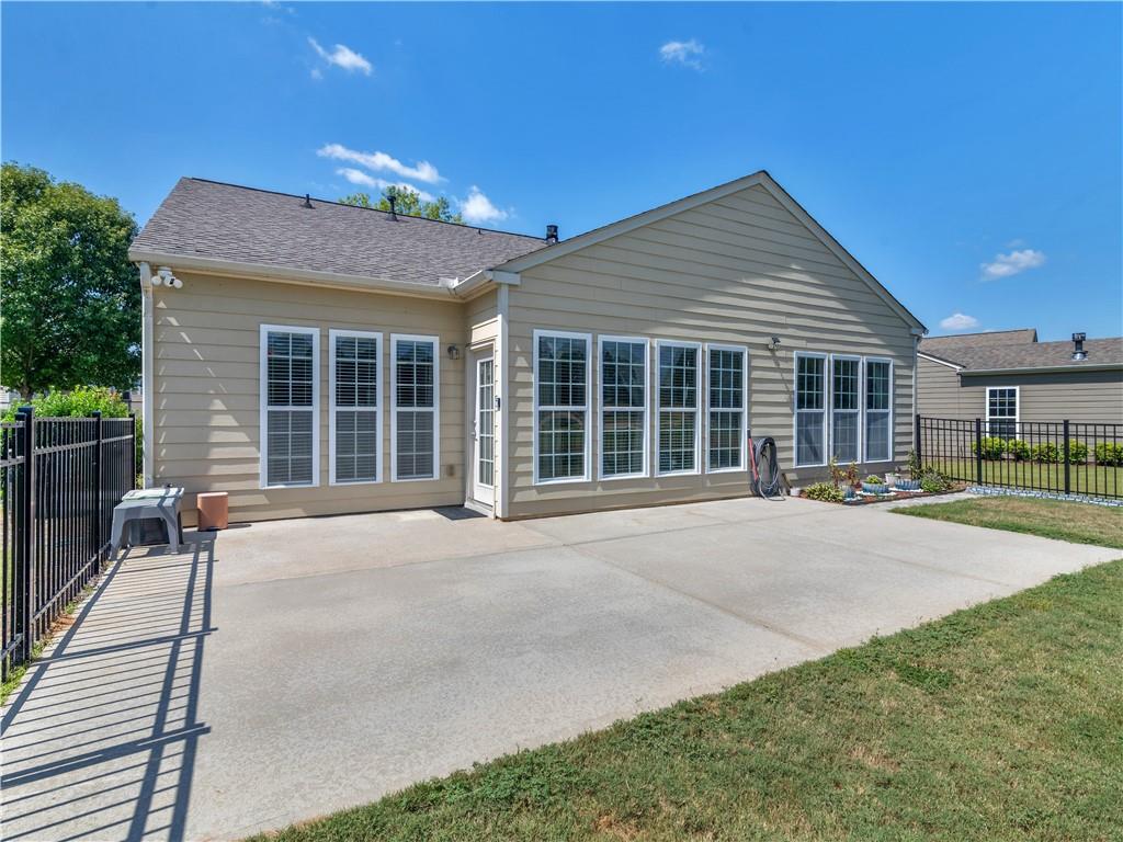421 Beacon Court