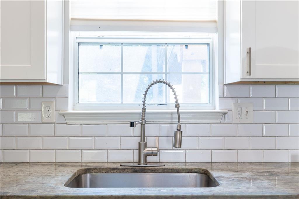 104 Silvergrass Drive