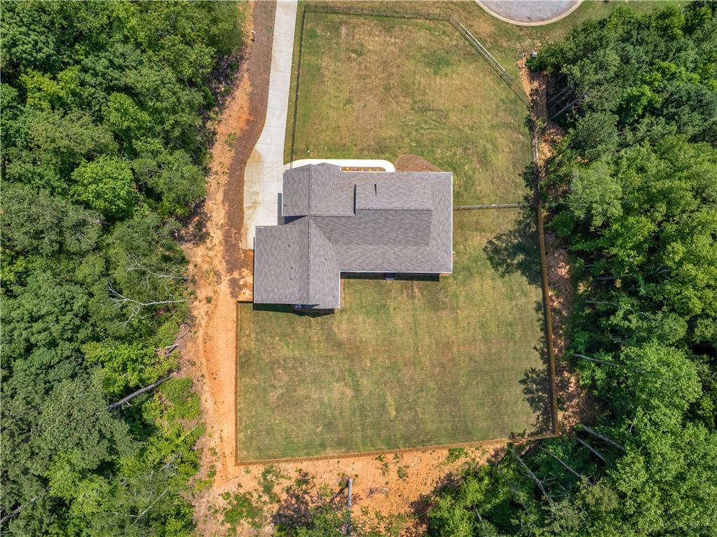 1019 Oakridge Drive