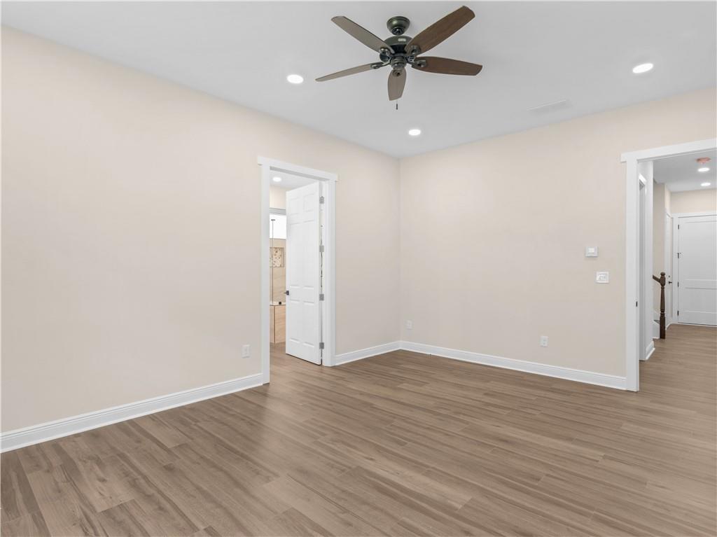 1019 Oakridge Drive