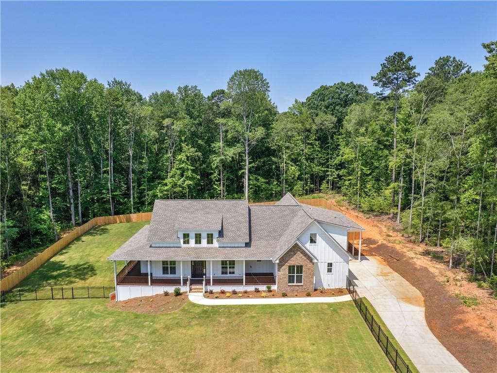 1019 Oakridge Drive