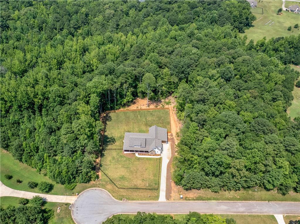 1019 Oakridge Drive