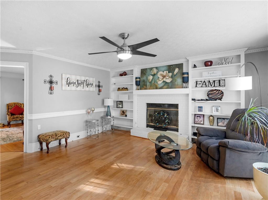 586 Clubland Circle SE