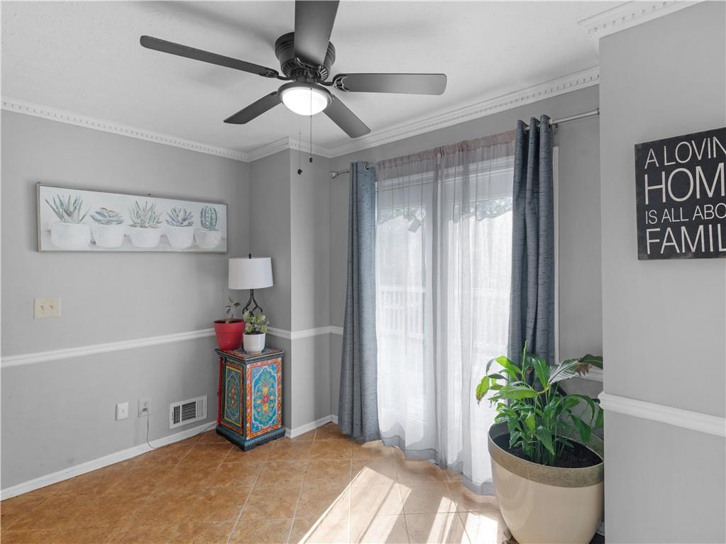 586 Clubland Circle SE