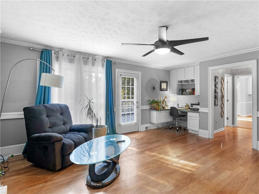 586 Clubland Circle SE