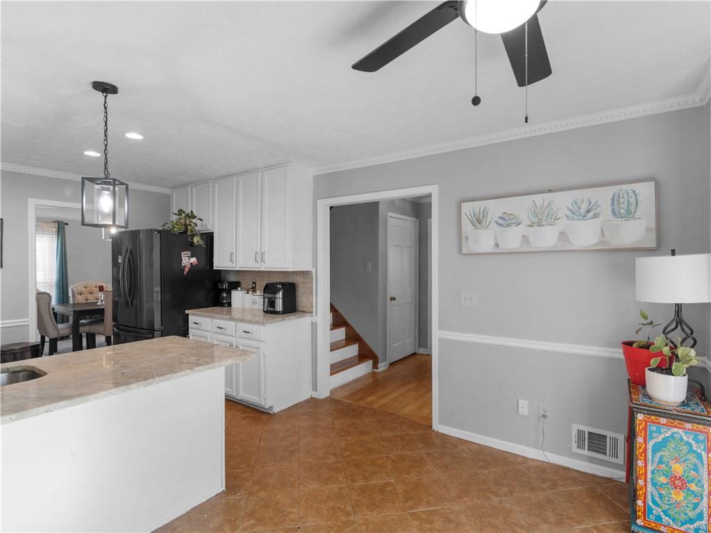 586 Clubland Circle SE