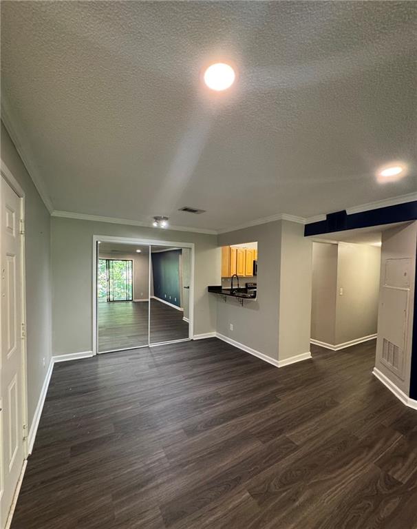 2657 Lenox Road APT 218P