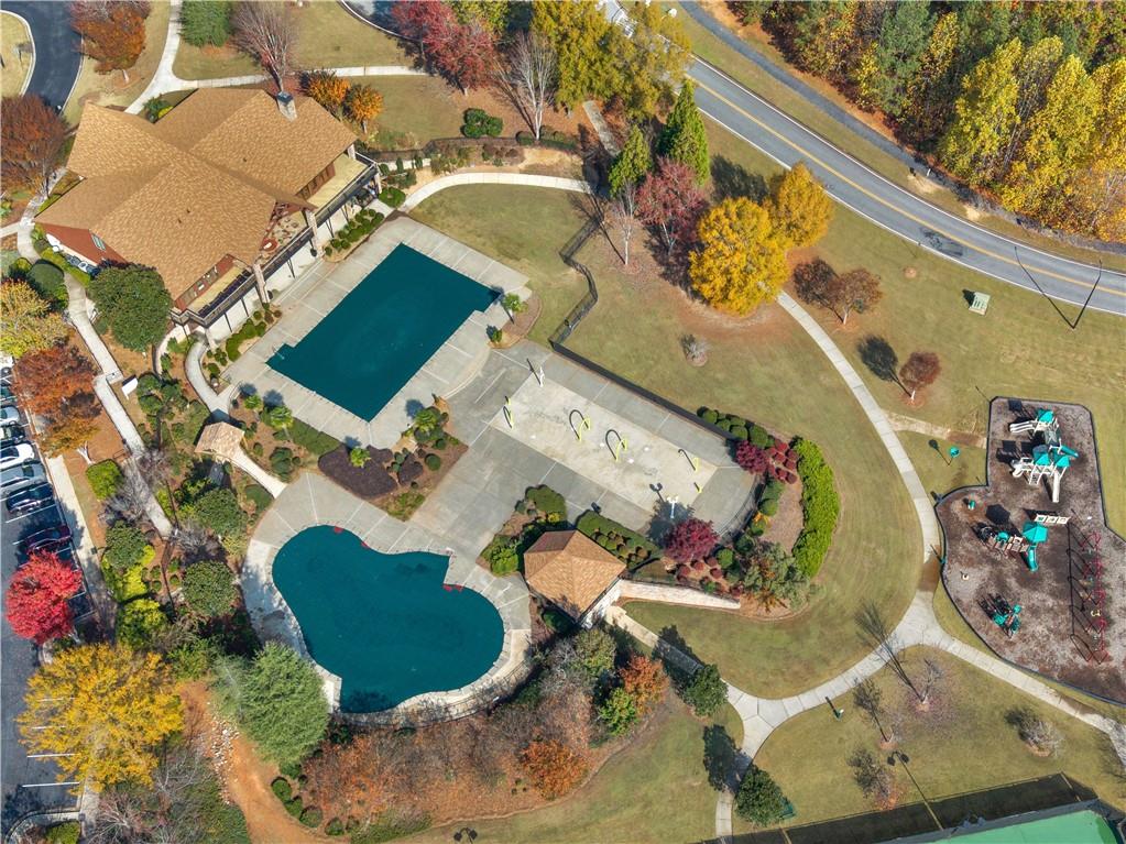 3831 Saddle Hill Way