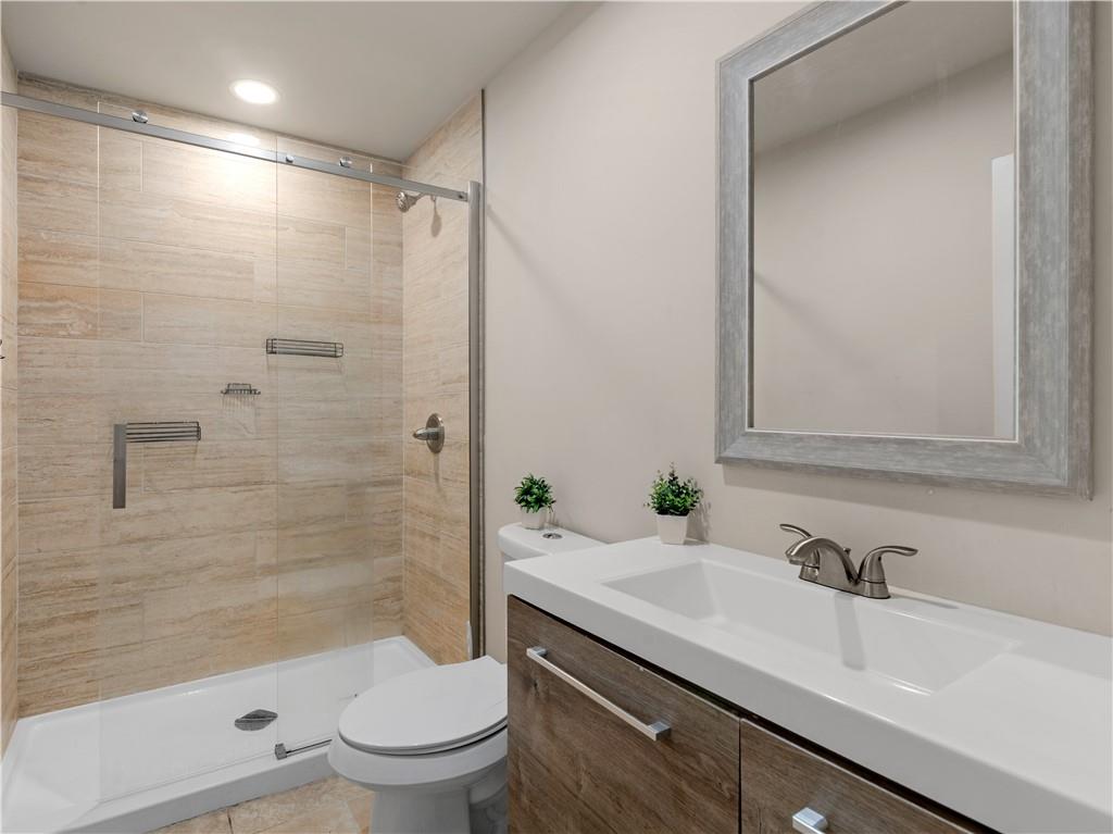 3831 Saddle Hill Way