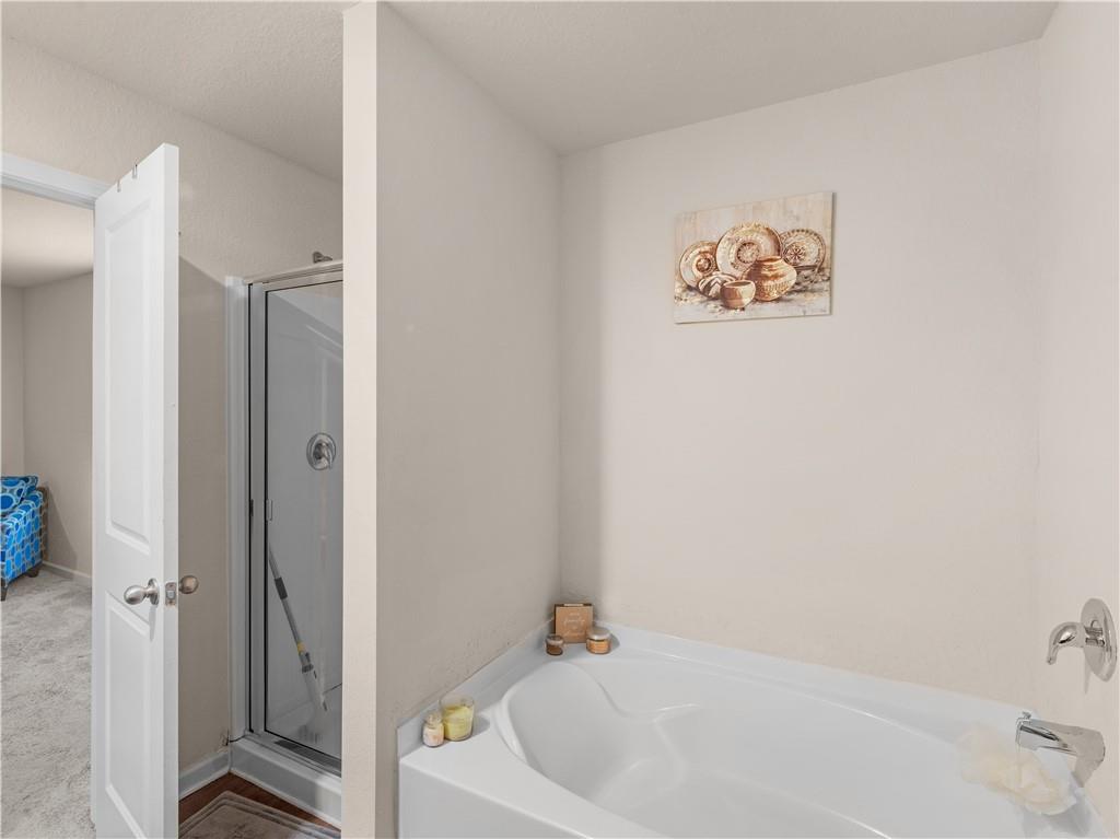 3831 Saddle Hill Way