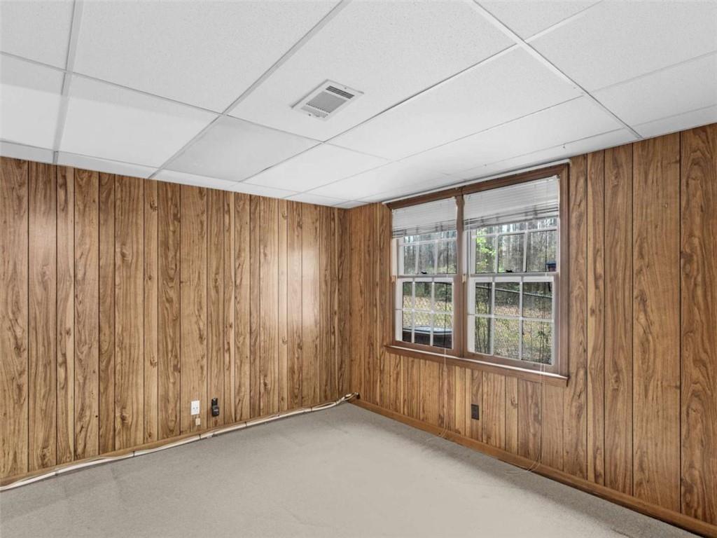 905 Sweet Briar Lane