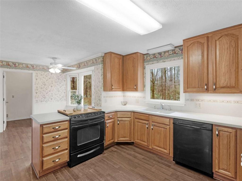 905 Sweet Briar Lane