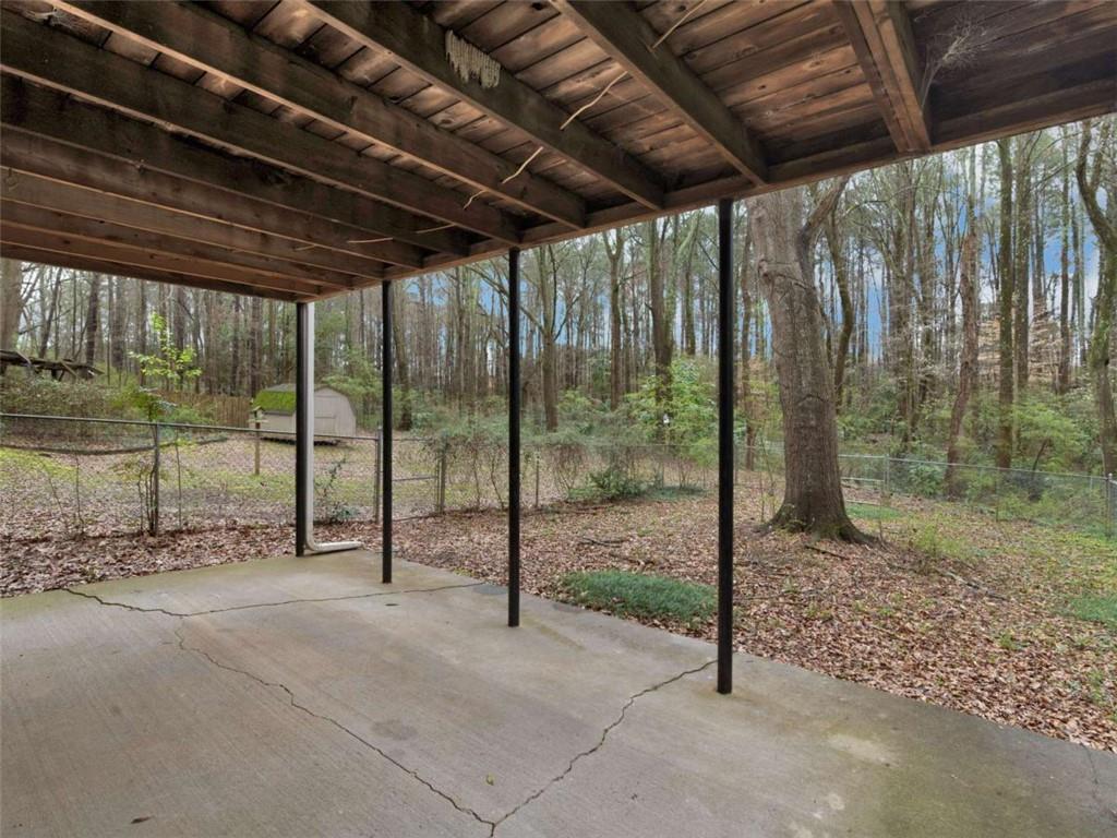 905 Sweet Briar Lane