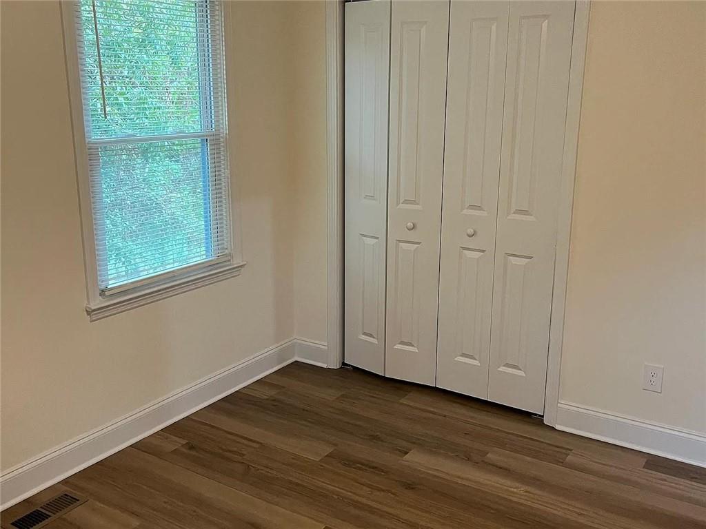 320 Camfield Court SW