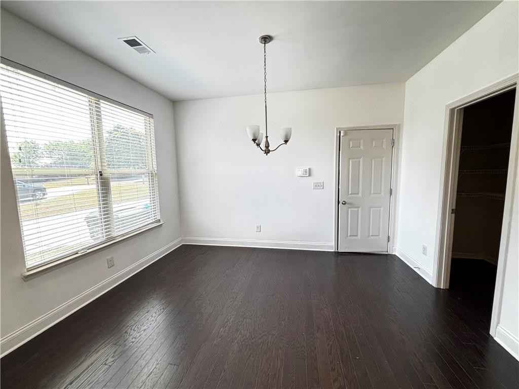 1915 Highland Creek Drive