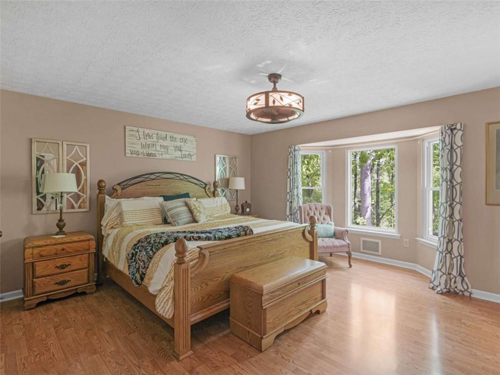 442 Creek View Court