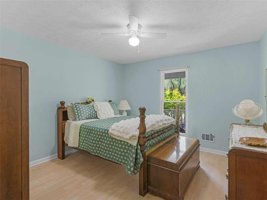 442 Creek View Court