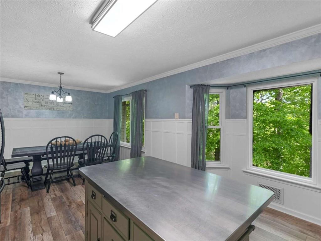 442 Creek View Court