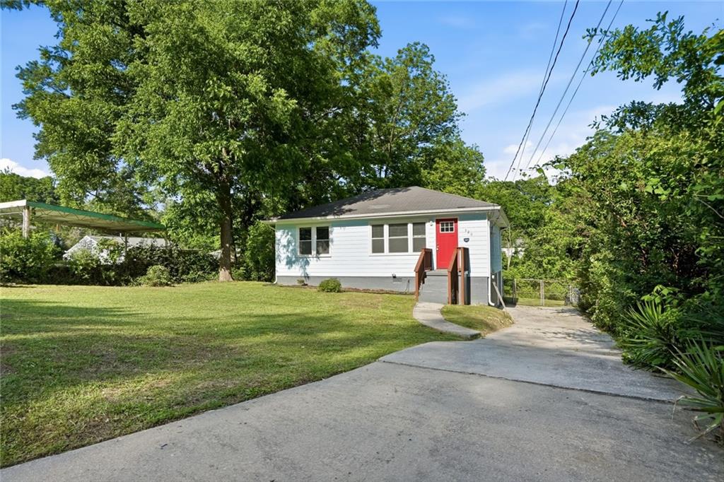 320 Camfield Court SW