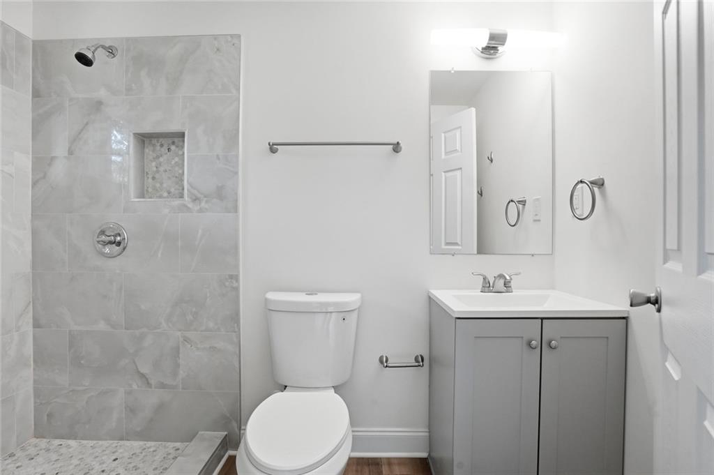 320 Camfield Court SW
