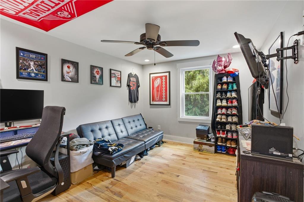 190 N Highland Avenue
