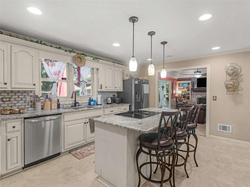 1310 Vineyard Drive