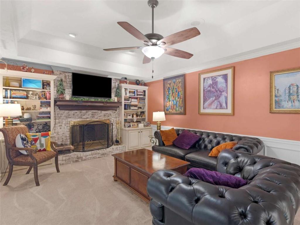1310 Vineyard Drive