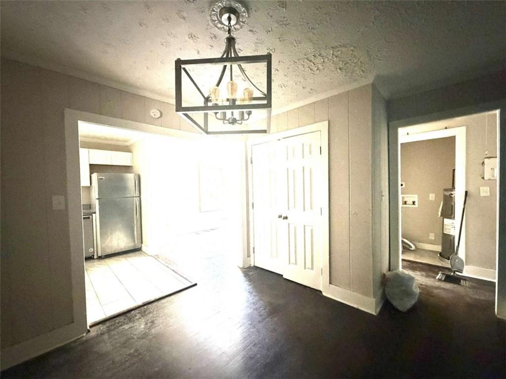2486 Ivydale Drive