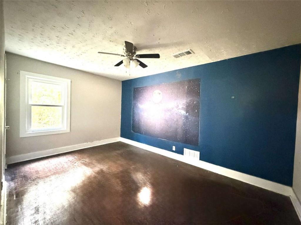 2486 Ivydale Drive