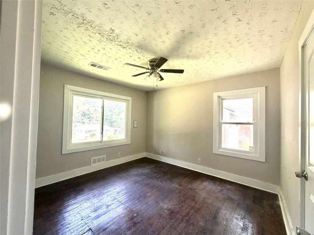 2486 Ivydale Drive