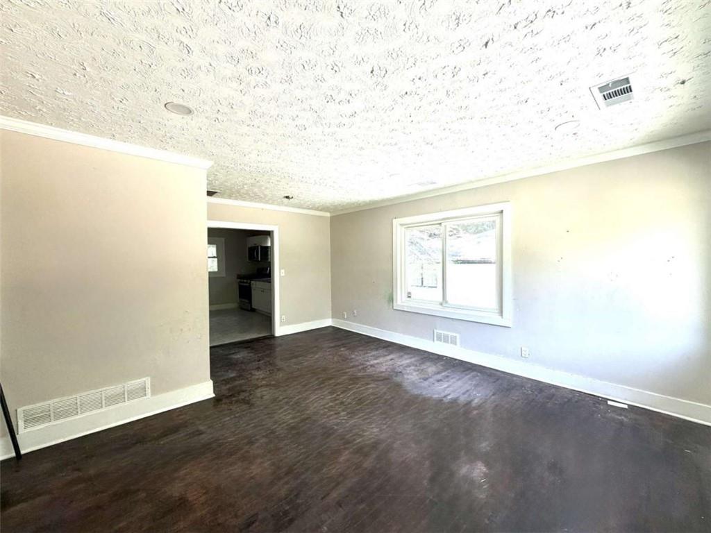 2486 Ivydale Drive