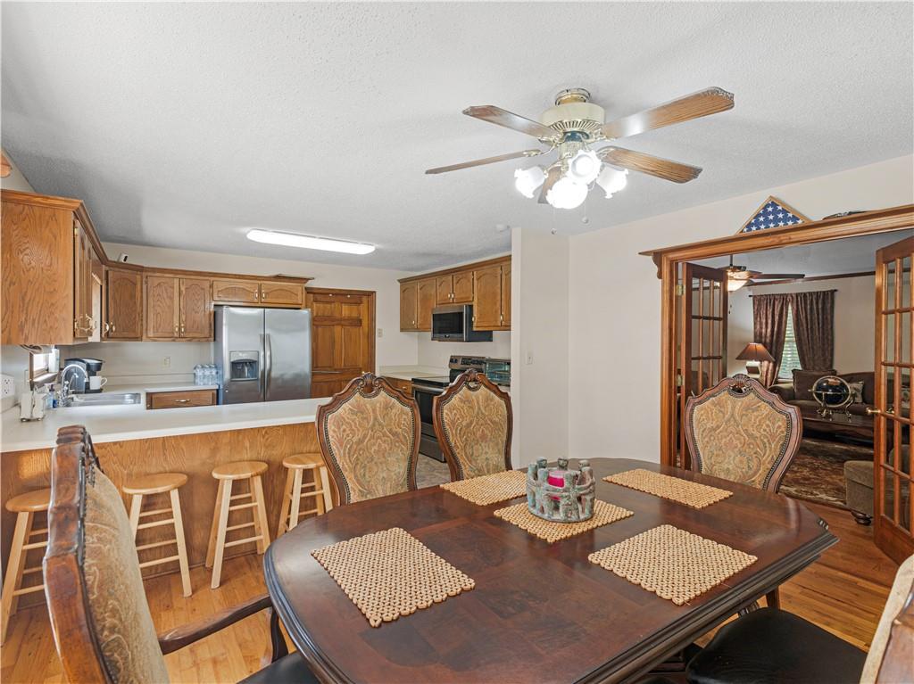 837 Sunset Drive