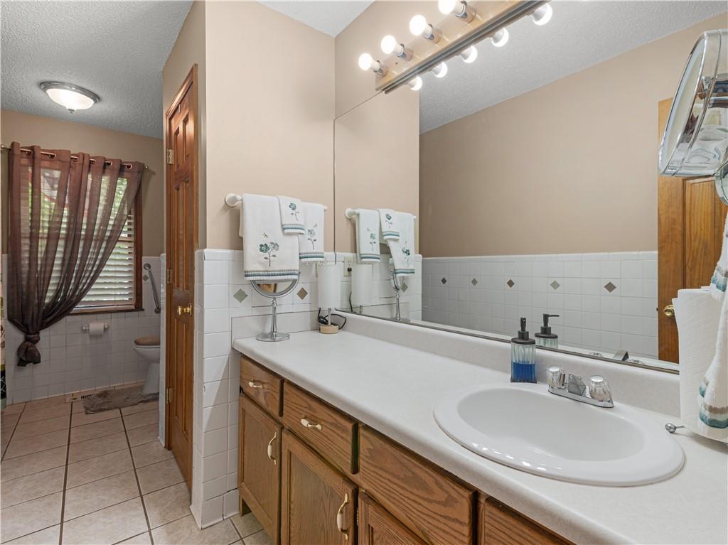 837 Sunset Drive