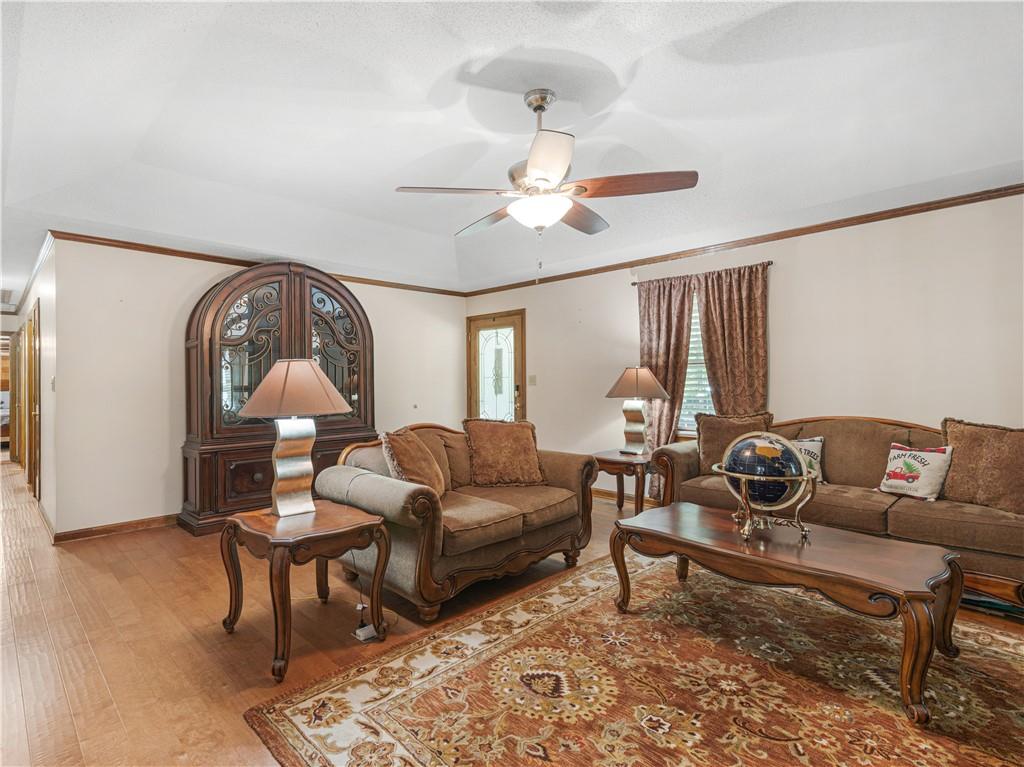 837 Sunset Drive